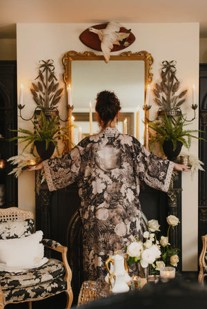 The Looking Glass Opera Duster